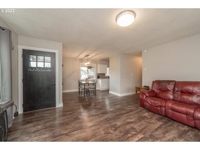 3342 Olive Way, Longview, WA 98632 - photo 4