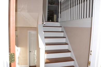 38 Humphrey Ln, West Springfield, MA 01089 - photo 2