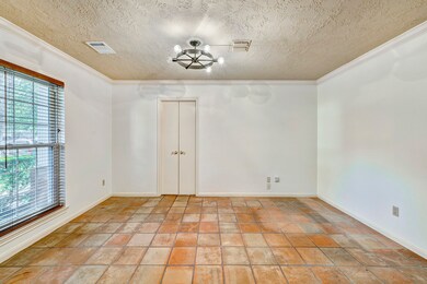 13810 Saint Marys Ln, Houston, TX 77079 - photo 2