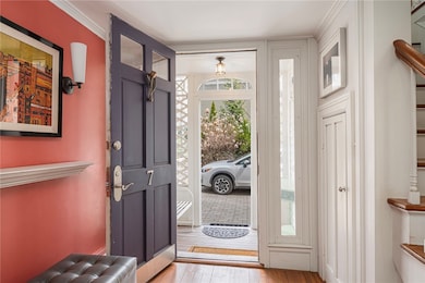 7 W Cushing St, Providence, RI 02906 - photo 6