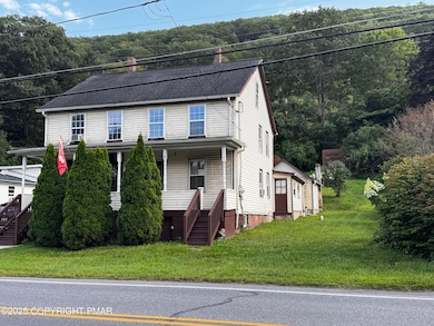 237 Stock St, Nesquehoning, PA 18240 - photo 3