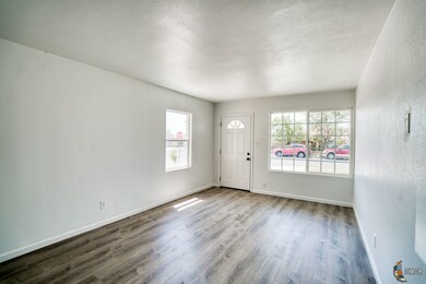 706 W Euclid Ave, El Centro, CA 92243 - photo 6