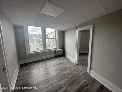 102 Delaware Ave unit 3E, Olyphant, PA 18447 - photo 4