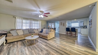 9206 Gray Fox Ln, Port Richey, FL 34668 - photo 3