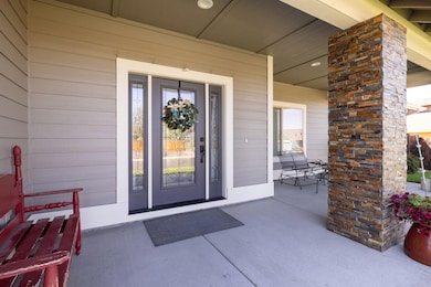 29-web-or-mls-3776 SW Wickiup Place-43