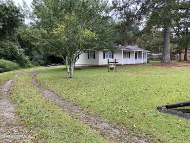 2113 N Parker Rd, Jacksonville, NC 28546 - photo 5