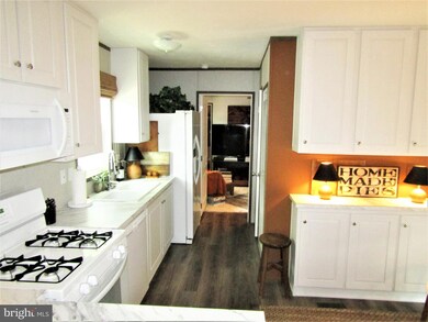 7810 Clark Rd unit D45, Jessup, MD 20794 - photo 3