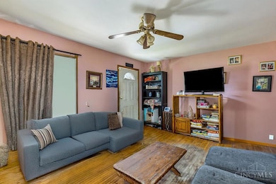 4747 Basil Ln, Cincinnati, OH 45238 - photo 5