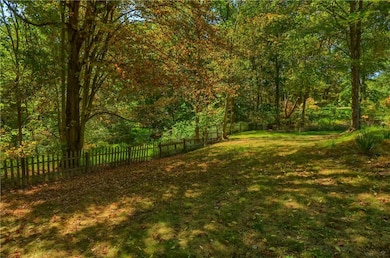 212 Ridgeway Dr, Baden, PA 15005 - photo 3