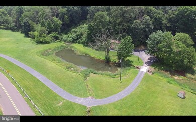 73 Barry Rd, Ashland, PA 17921 - photo 3