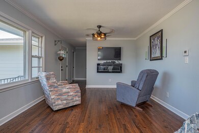 647 Dawson Dr, Paris, MO 65275 - photo 5