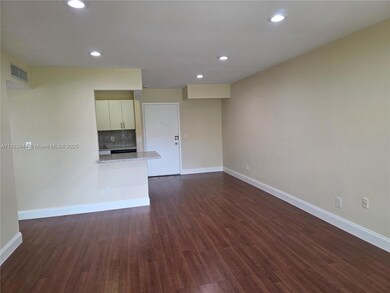 13716 SW 90th Ave unit 29, Miami, FL 33176 - photo 3