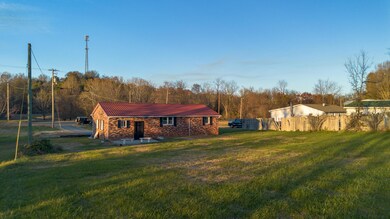 2687 W Old A J Hwy W, Strawberry Plains, TN 37871 - photo 6