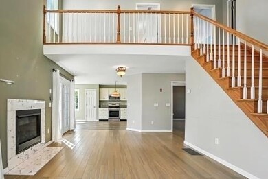 8 Shirley St, Auburn, MA 01501 - photo 6