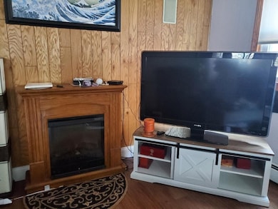 281 Hamlet St, Fall River, MA 02724 - photo 2