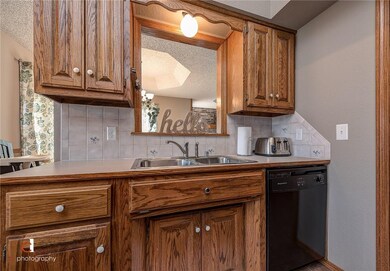 9 Scarborough Ln, Bella Vista, AR 72715 - photo 7