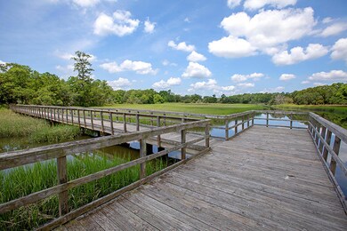 Commnity Dock