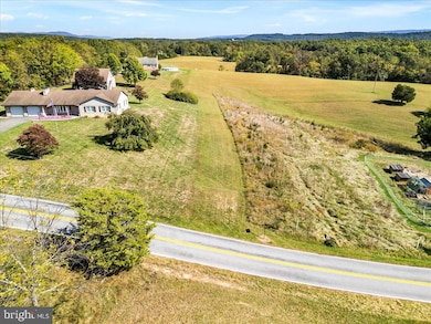 4014 Resley Rd, Hancock, MD 21750 - photo 6