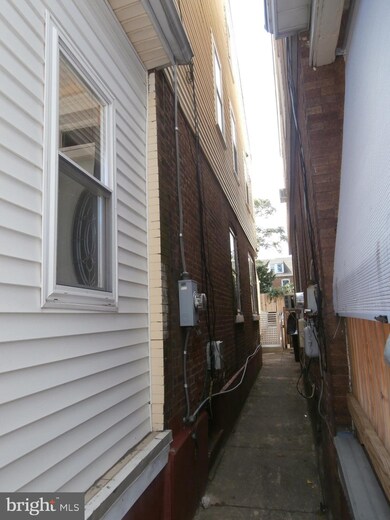 649 Chambers St, Trenton, NJ 08611 - photo 3