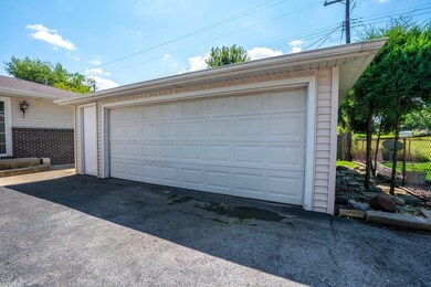 131 Minter Dr, Griffith, IN 46319 - photo 7