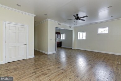 108 E State St unit 2, Kennett Square, PA 19348 - photo 3