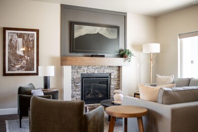 61656 SE Evie Dr, Bend, OR 97702 - photo 3