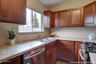 Kitchen With Maple Stained Cabinets