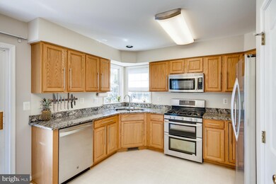 1025 W Viking Ct, Abingdon, MD 21009 - photo 6