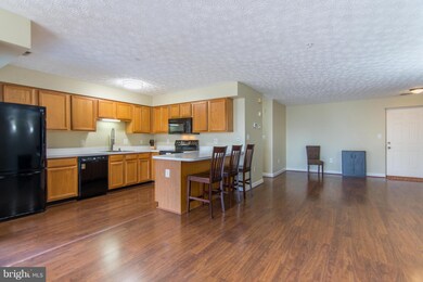 619 Admiral Dr unit 303, Annapolis, MD 21401 - photo 3