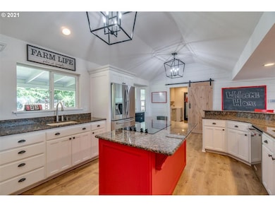 21821 S Farmington Hills Ln, Colton, OR 97017 - photo 5