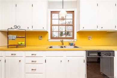 180 Dunlap Loop unit 31, Statesville, NC 28625 - photo 4