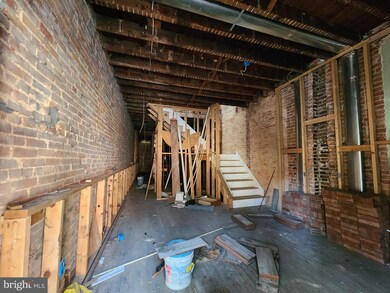 2121 Mcculloh St, Baltimore, MD 21217 - photo 5