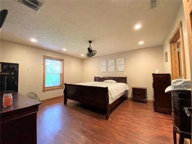 541 E Booe Rd, Austin, IN 47102 - photo 7