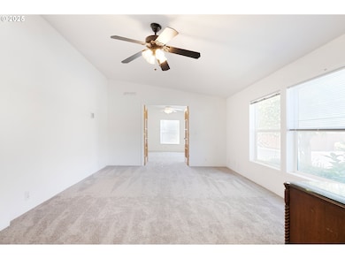 3700 Babcock Ln unit SP150, Eugene, OR 97401 - photo 6