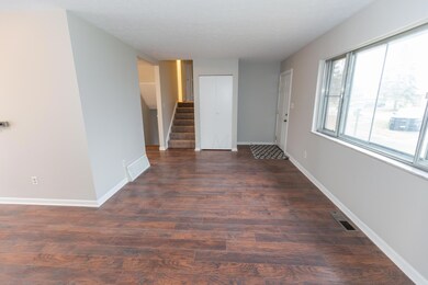 2909 Talbert Ct, Columbus, OH 43232 - photo 6