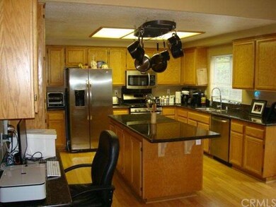 Newly remodeled kitchen.