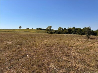 702 W Becks Mill Rd, Salem, IN 47167 - photo 4