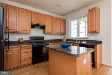 8419 Pamela Way, Laurel, MD 20723 - photo 5