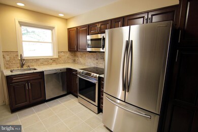 10 Roundridge Rd, Lutherville Timonium, MD 21093 - photo 4