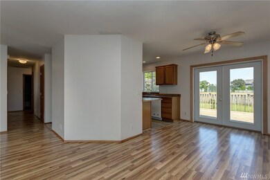 2118 Cherry St, Lynden, WA 98264 - photo 7