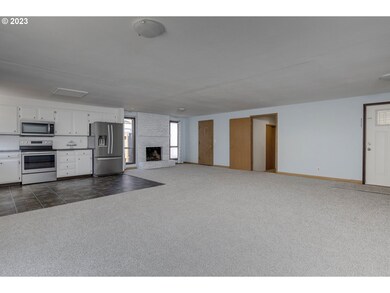 664 Valleywood Dr SE, Salem, OR 97306 - photo 7