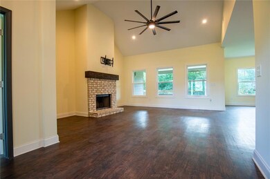 387 Bennett Dr, Mansfield, GA 30055 - photo 5