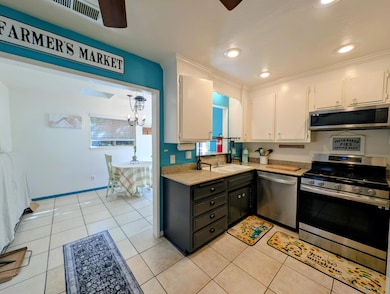 22815 Alder Ln, Crestline, CA 92325 - photo 7