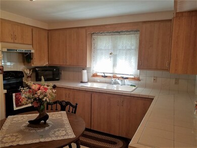 76 Park Forest Rd, Cranston, RI 02920 - photo 6