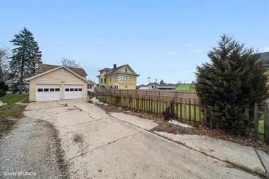 121 N Batavia Ave, Batavia, IL 60510 - photo 4