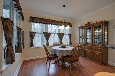 Bright and light Dining area