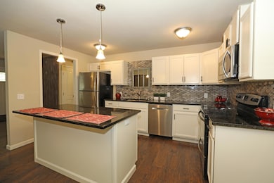 13652 Bear Mountain Rd, Redding, CA 96003 - photo 5