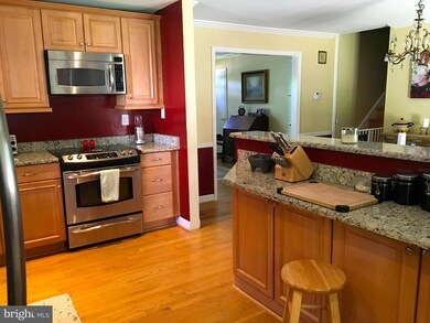 7302 Venice St, Falls Church, VA 22043 - photo 2