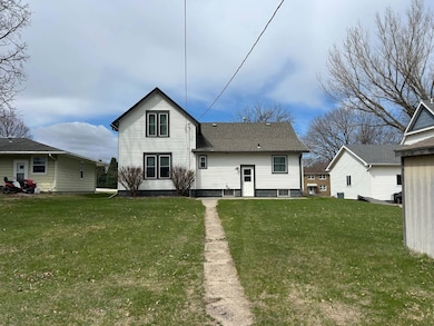 409 Hanson Blvd, Odebolt, IA 51458 - photo 2