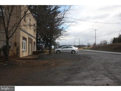 1090 W Market St, Schuylkill Haven, PA 17972 - photo 3